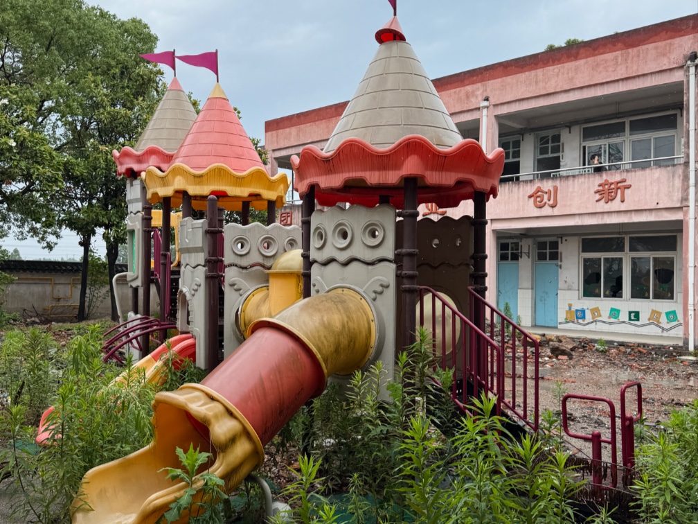 中国前十恐怖幼儿园︰(恐怖幼儿园长什么样)-第1张图片