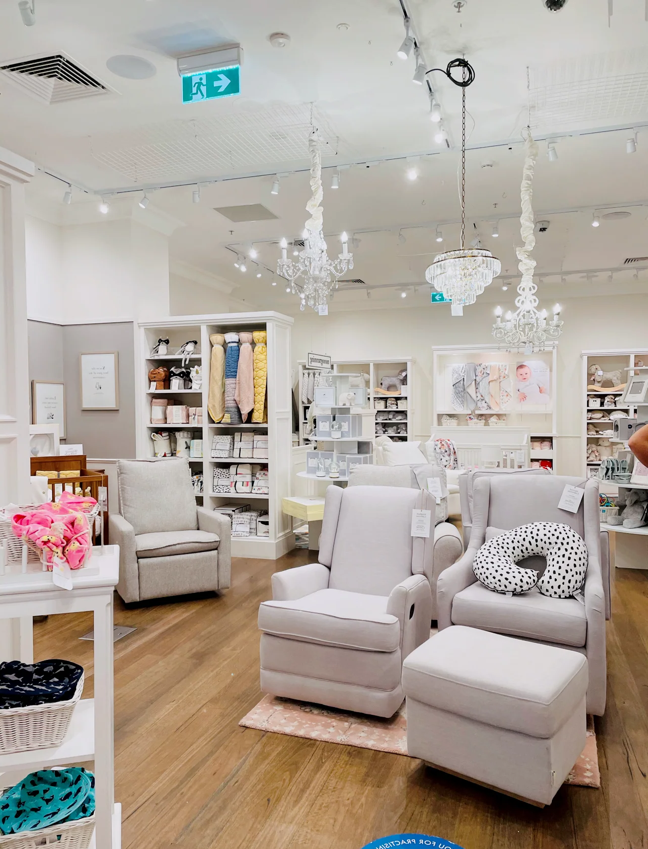 “中国前十欧美家具品牌” 欧美家具品牌有哪些？-第1张图片