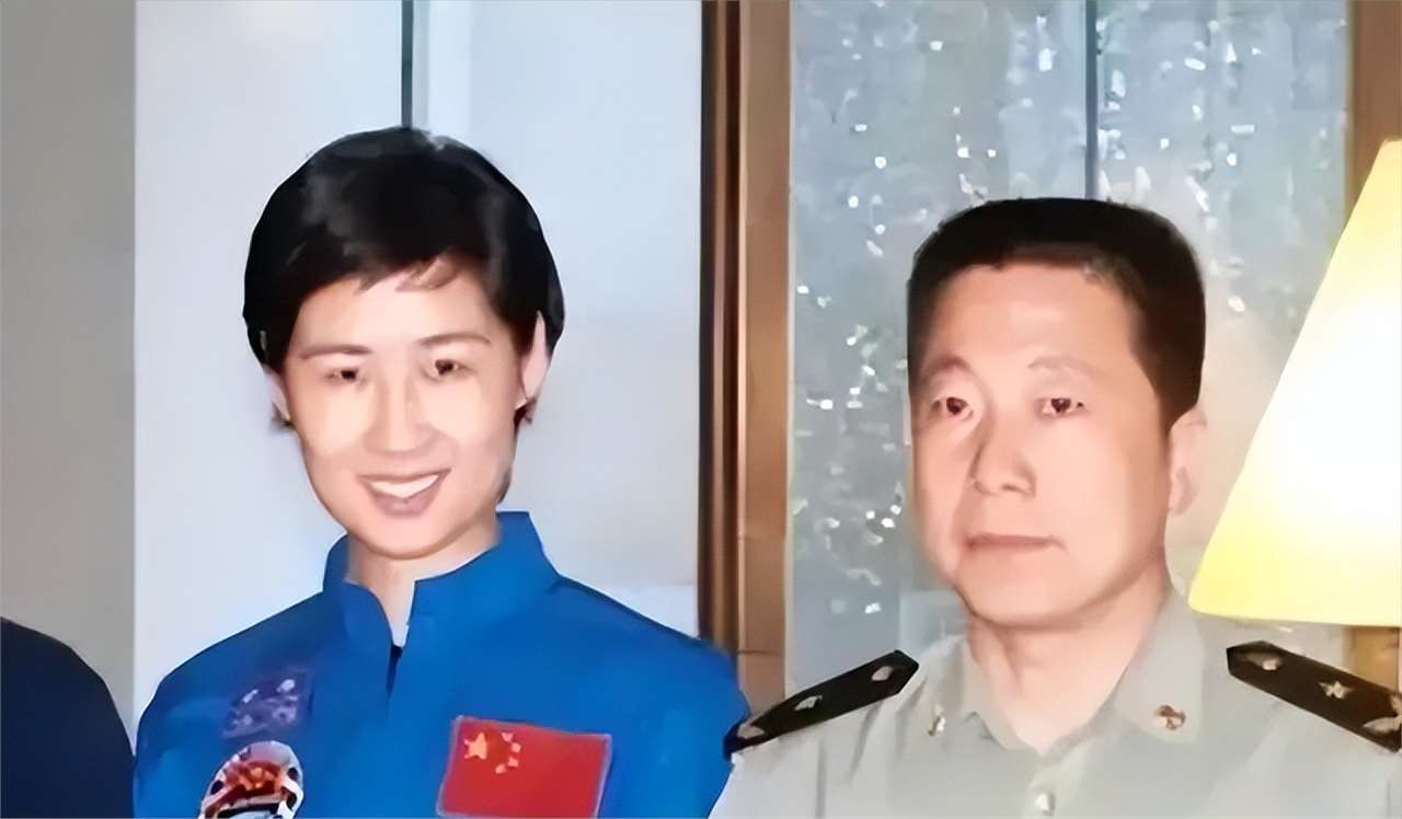 【女航天员的隐私/航天员女的叫什么名字】-第2张图片