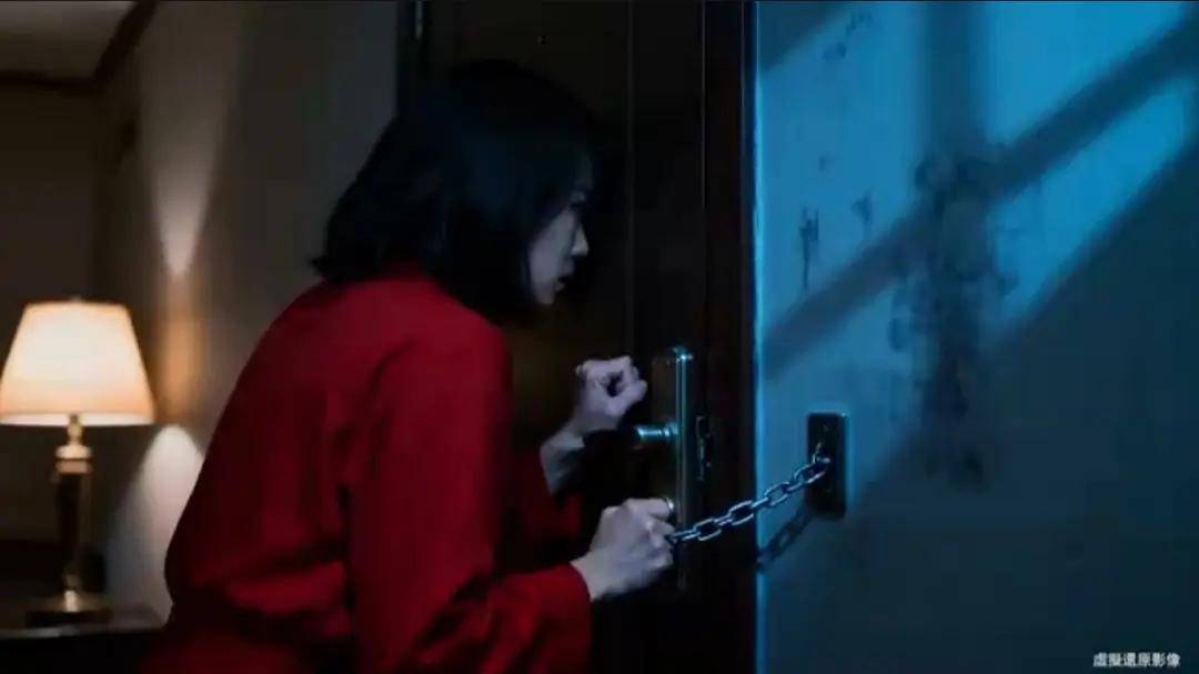 “华裔蓝可儿电梯	” 华裔蓝可儿 破案？-第2张图片