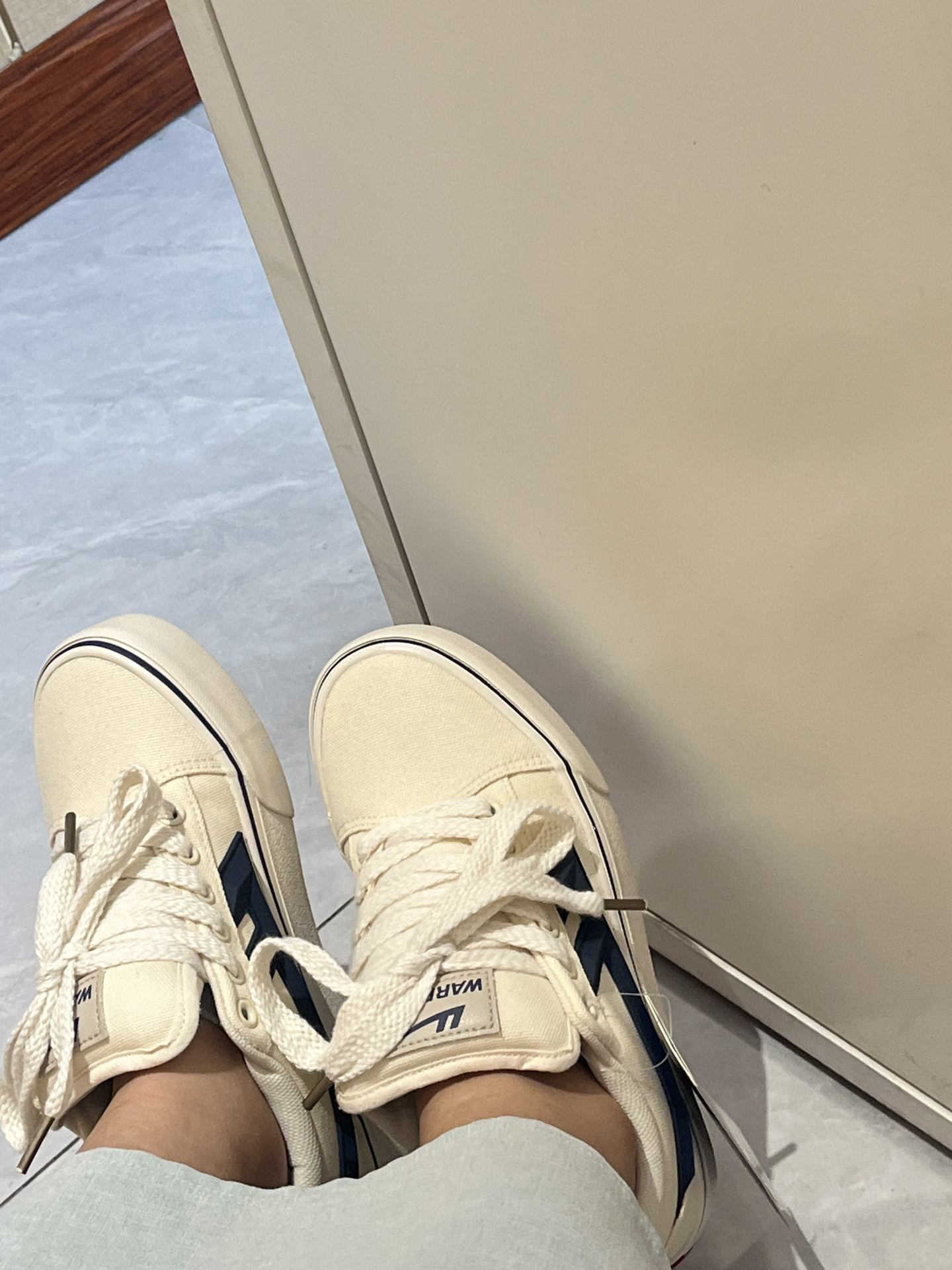 帆布鞋前十品牌.帆布鞋前十品牌-第1张图片