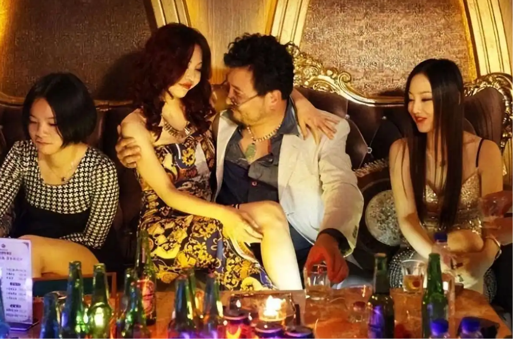 天上人间梁海玲悬案︰(天上人间 梁海铃豪宅)-第2张图片