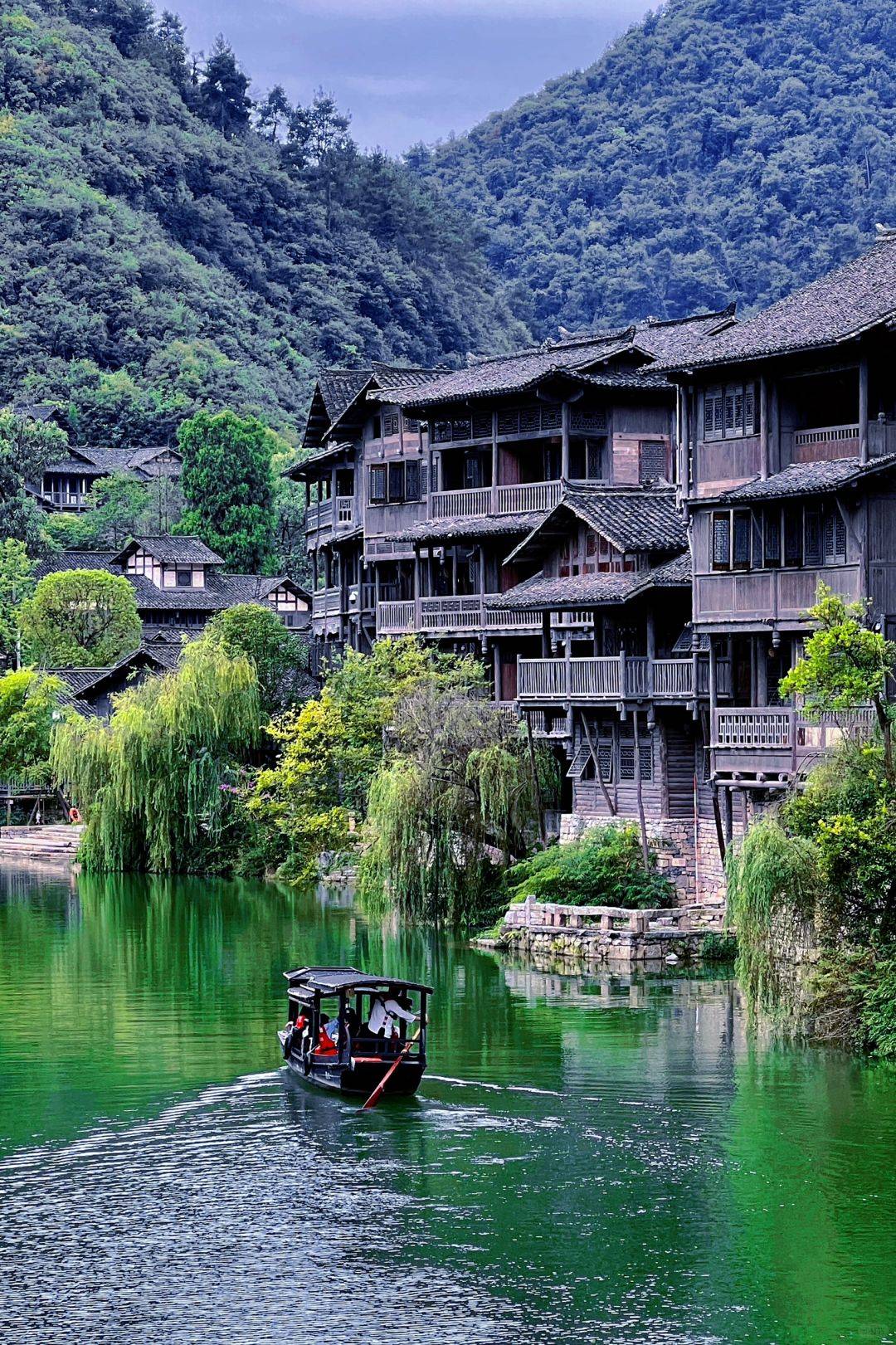 贵州有哪些旅游景点贵州有哪些旅游景点比较出名-第1张图片