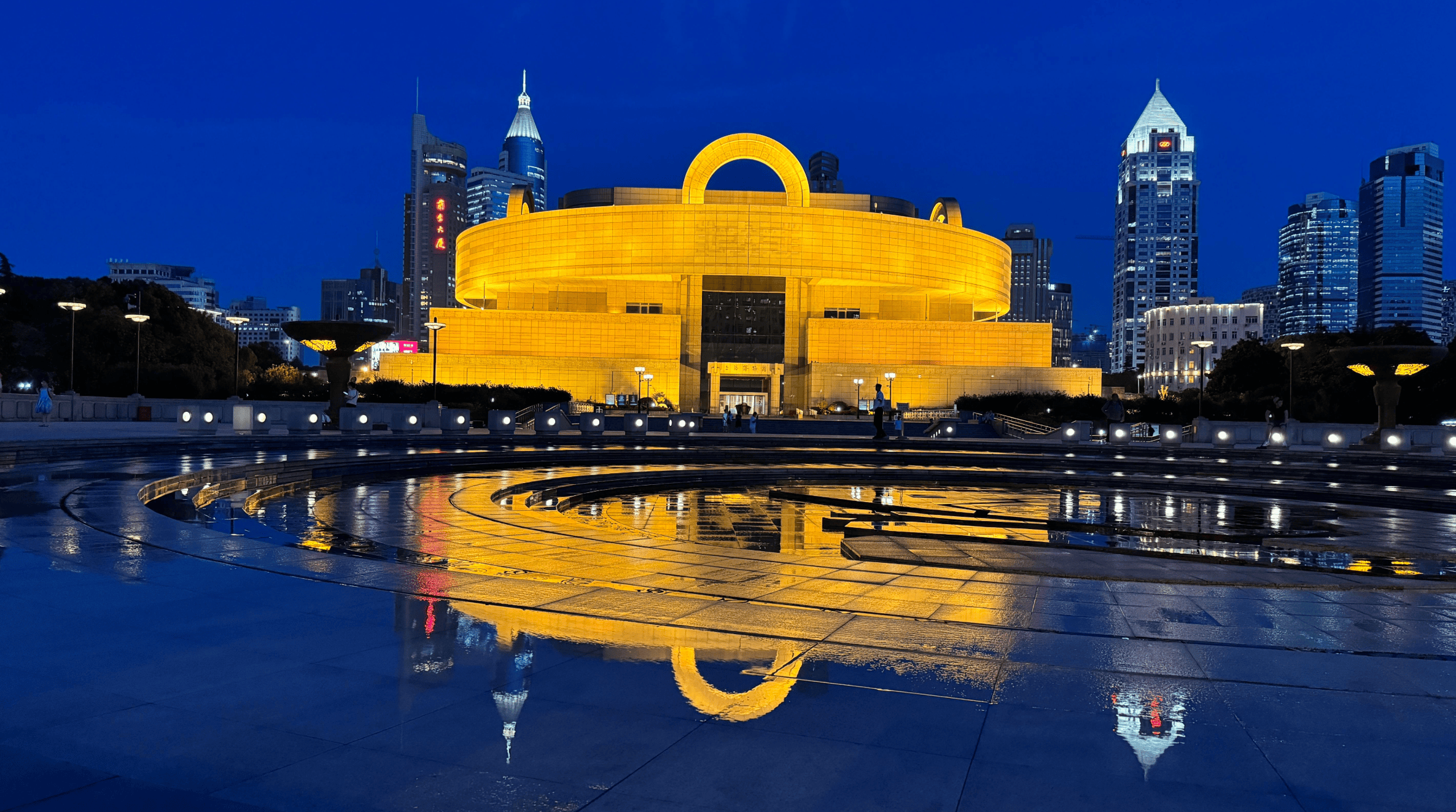 上海经典旅游景点-上海旅游景点推荐的主要旅游景点-第1张图片