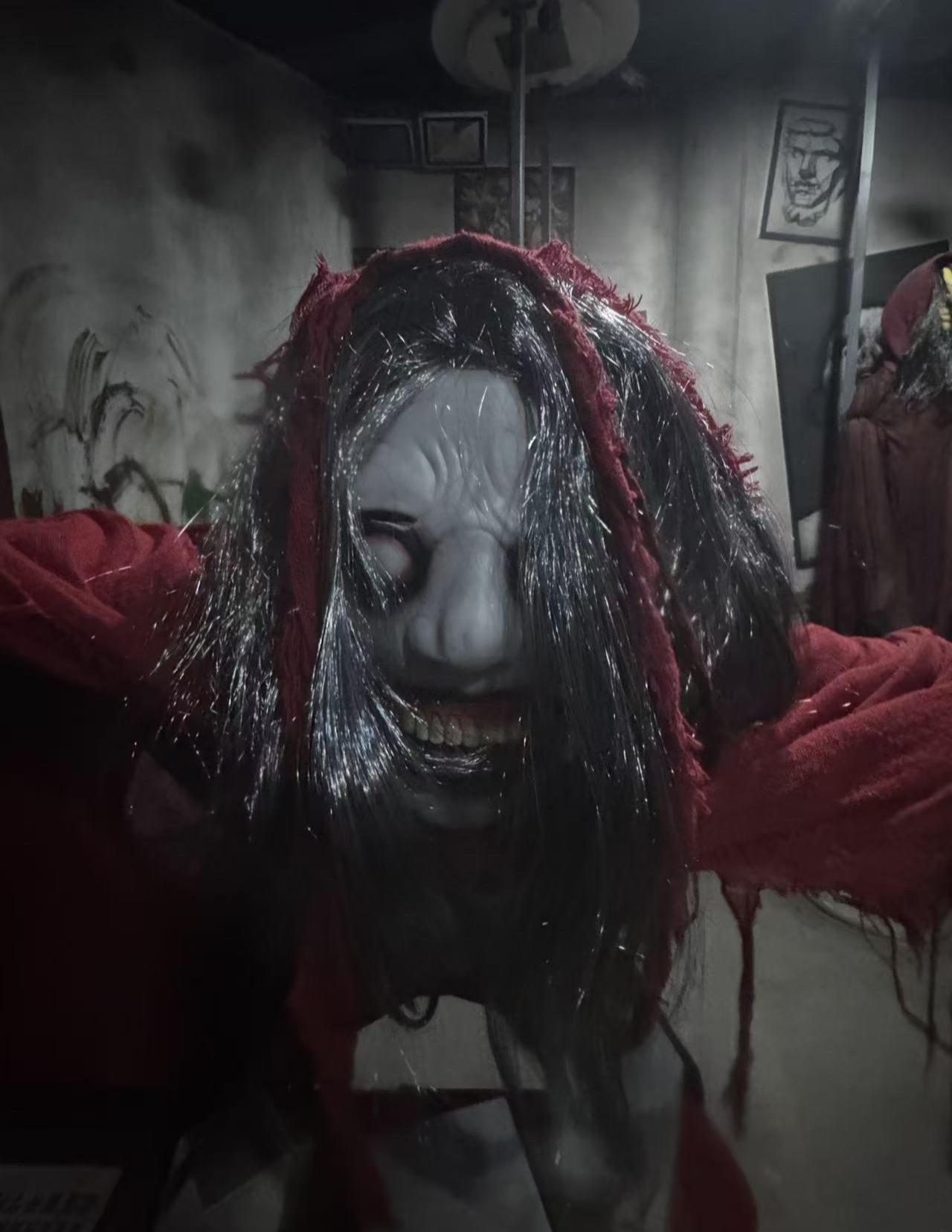 电梯里的恐怖事件︰(电梯里的恐怖电影)-第2张图片