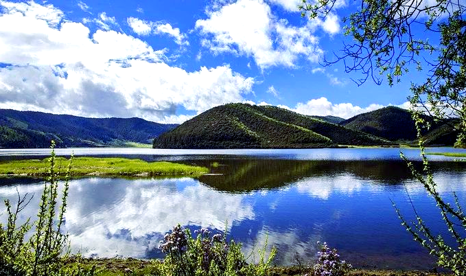 云南香格里拉旅游-云南香格里拉旅游景点-第1张图片